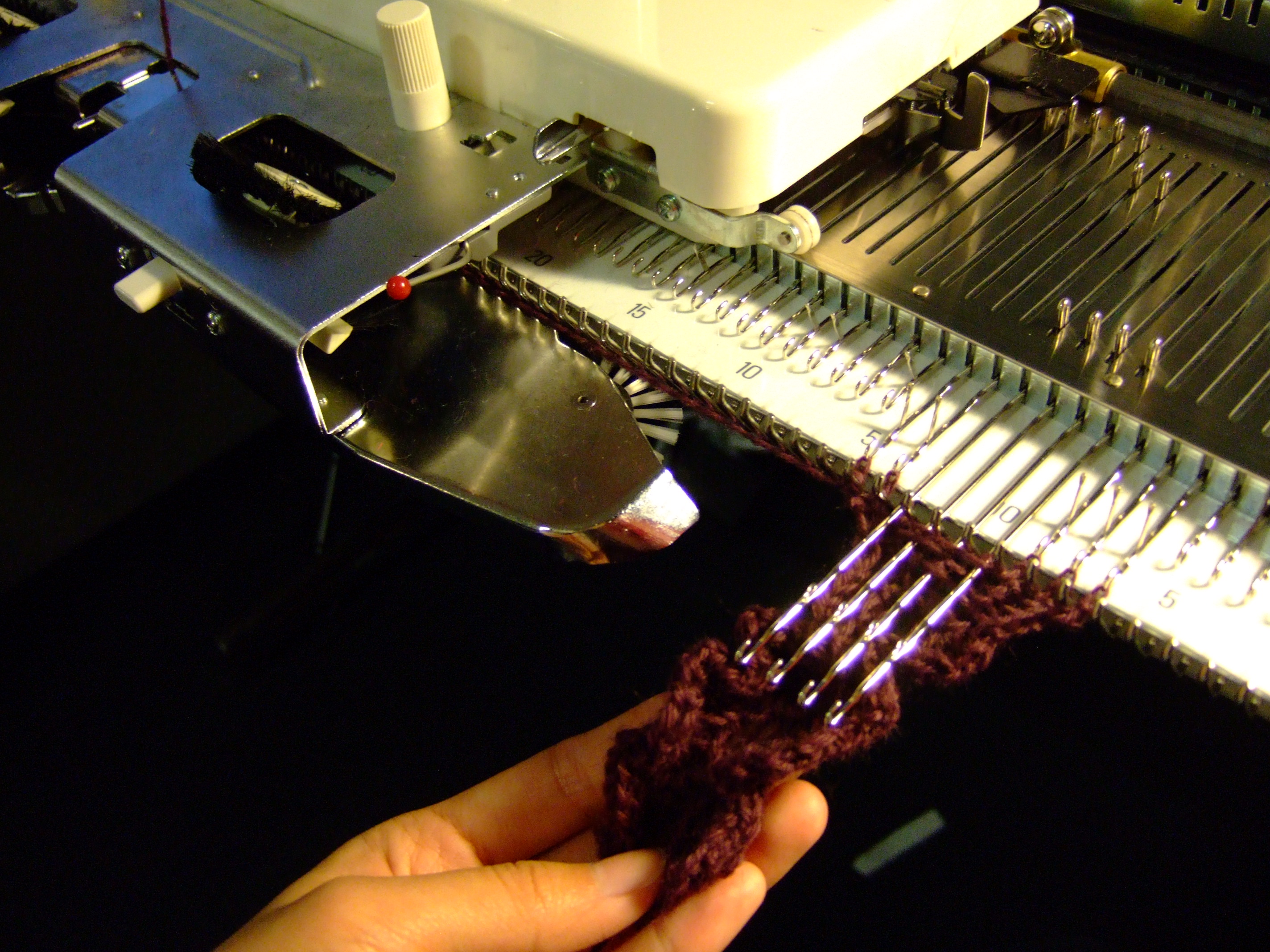 Fine-tuning ribbon pattern on mid-gauge machine